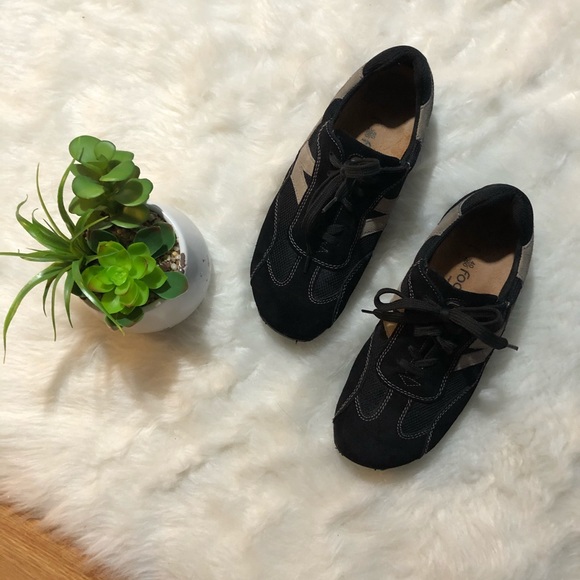 Birkenstock Shoes Footprints By Birkenstock Darlington